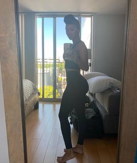 Meagan Good feet photo thumbnail
