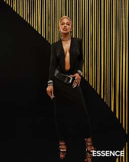 Meagan Good feet photo thumbnail