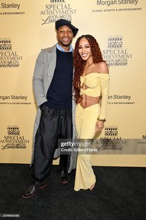 Meagan Good feet photo thumbnail