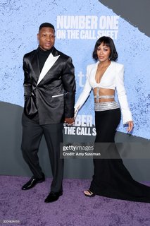 Meagan Good feet photo thumbnail
