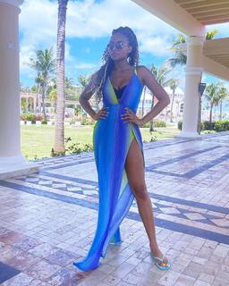 Meagan Tandy feet photo 13