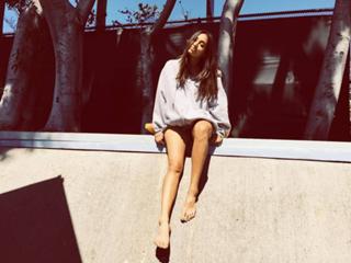 Meaghan Rath feet photo thumbnail