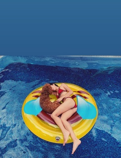 Meaghan Rath feet photo thumbnail