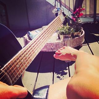 Medina feet photo 2