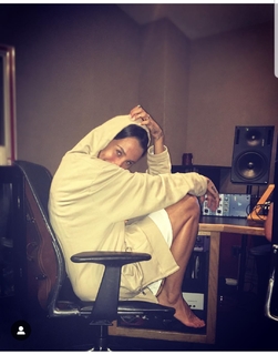 Medina feet photo 9
