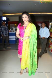 Meena feet photo thumbnail