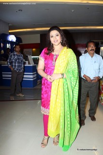 Meena feet photo thumbnail