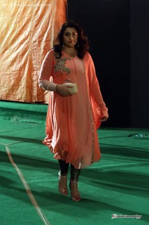 Meena feet photo thumbnail