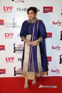 Meena feet photo thumbnail