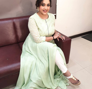 Meena feet photo thumbnail