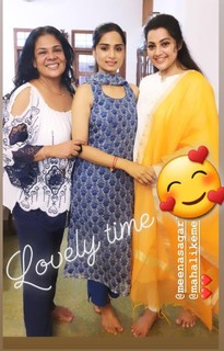 Meena feet photo thumbnail