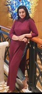 Meena feet photo thumbnail