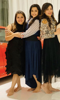 Meena feet photo thumbnail