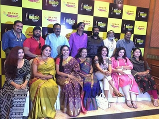 Meena feet photo thumbnail