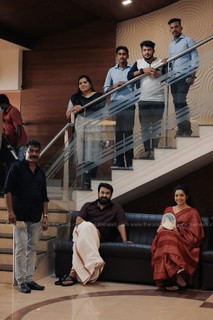 Meena feet photo thumbnail