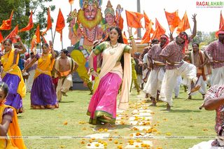 Meena feet photo thumbnail