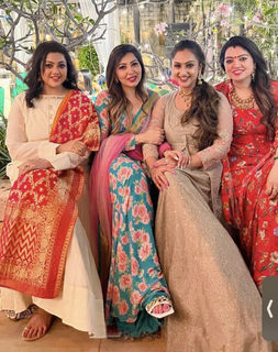 Meena feet photo thumbnail