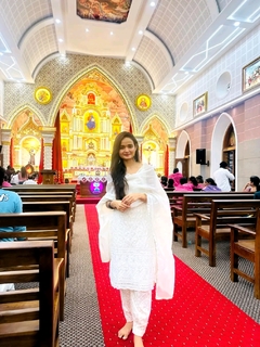 Meenakshi feet photo 10