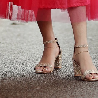 Meenakshi feet photo 1
