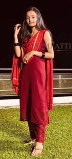 Meenakshi feet photo 8