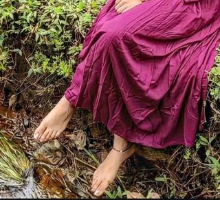 Meenakshi feet photo 9