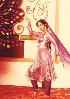 Meenakshi Sheshadri feet photo 4