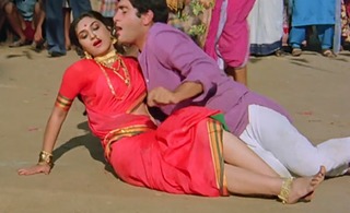 Meenakshi Sheshadri feet photo 15