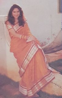 Meenakshi Sheshadri feet photo 1