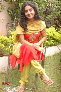 Meera Jasmine feet photo 3