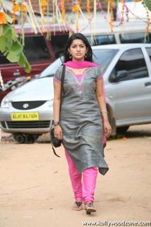 Meera Jasmine feet photo 12