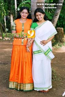 Meera Jasmine feet photo 10