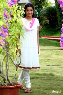 Meera Jasmine feet photo 5