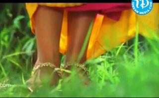 Meera Vasudevan feet photo 19