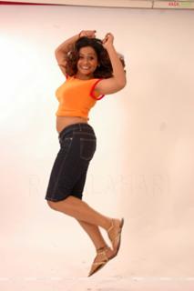 Meera Vasudevan feet photo 19