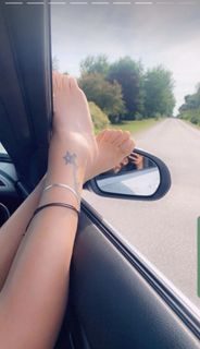 Meetii Kalher feet photo 17