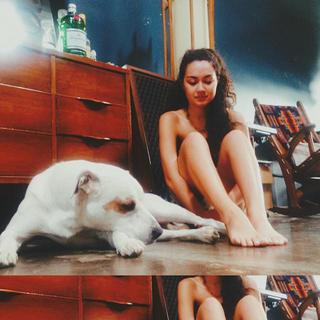 Meg DeLacy feet photo 5