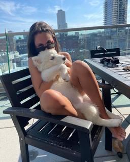 Meg DeLacy feet photo 9