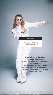 Meg Donnelly feet photo thumbnail