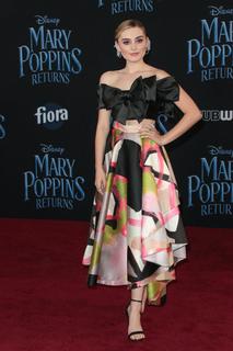 Meg Donnelly feet photo thumbnail