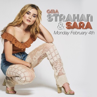 Meg Donnelly feet photo thumbnail