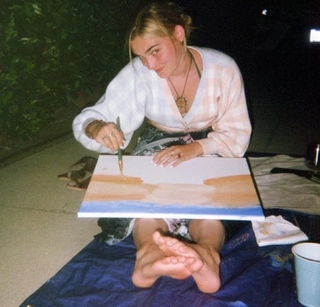 Meg Donnelly feet photo thumbnail