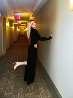 Meg Donnelly feet photo 4