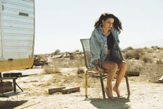 Meg Myers feet photo 15