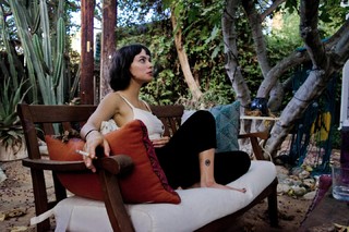 Meg Myers feet photo 3