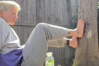 Meg Myers feet photo 8