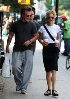 Meg Ryan feet photo thumbnail