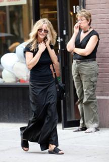 Meg Ryan feet photo thumbnail