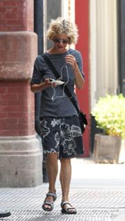Meg Ryan feet photo thumbnail