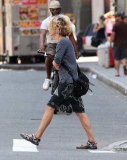 Meg Ryan feet photo thumbnail