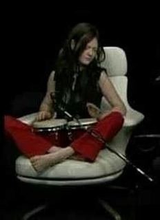 Meg White feet photo thumbnail